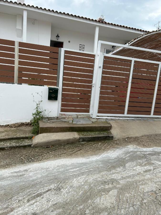 Agapis Residence Kalivia Thorikou Exterior photo